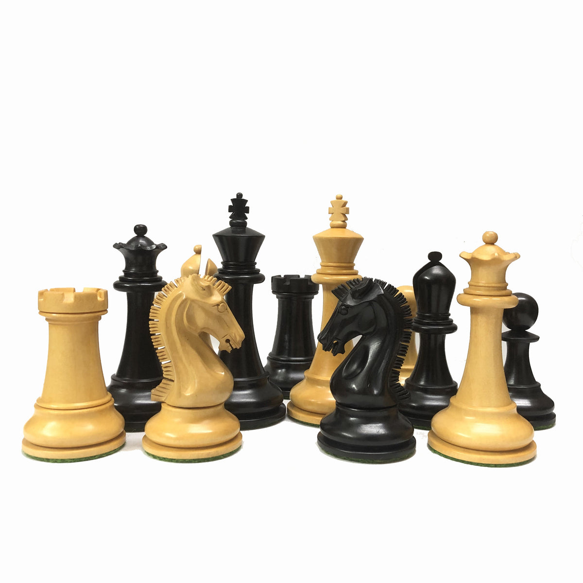 Sinquefield Cup 2019 luxury chess pieces, featuring ebonized and boxwood designs.