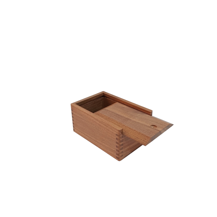 קופסת אחסון שחמט יוקרתית מעץ אקציה