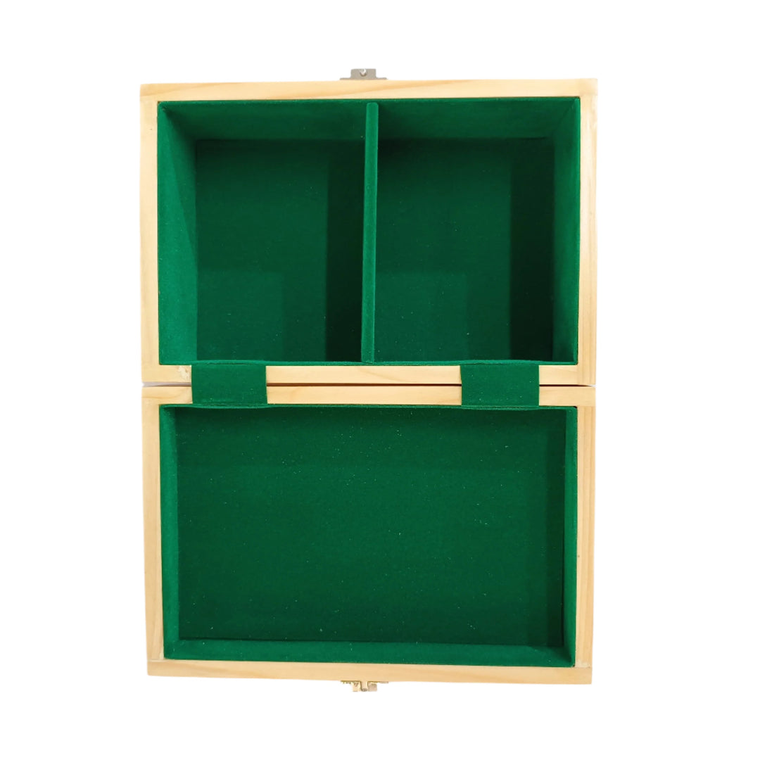 קופסת אחסון שחמט מעץ אורן עם פנים קטיפה