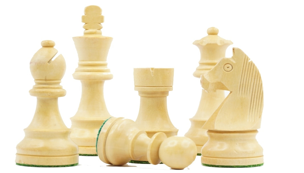 The Grandmaster Chess Set - My Chess Sets