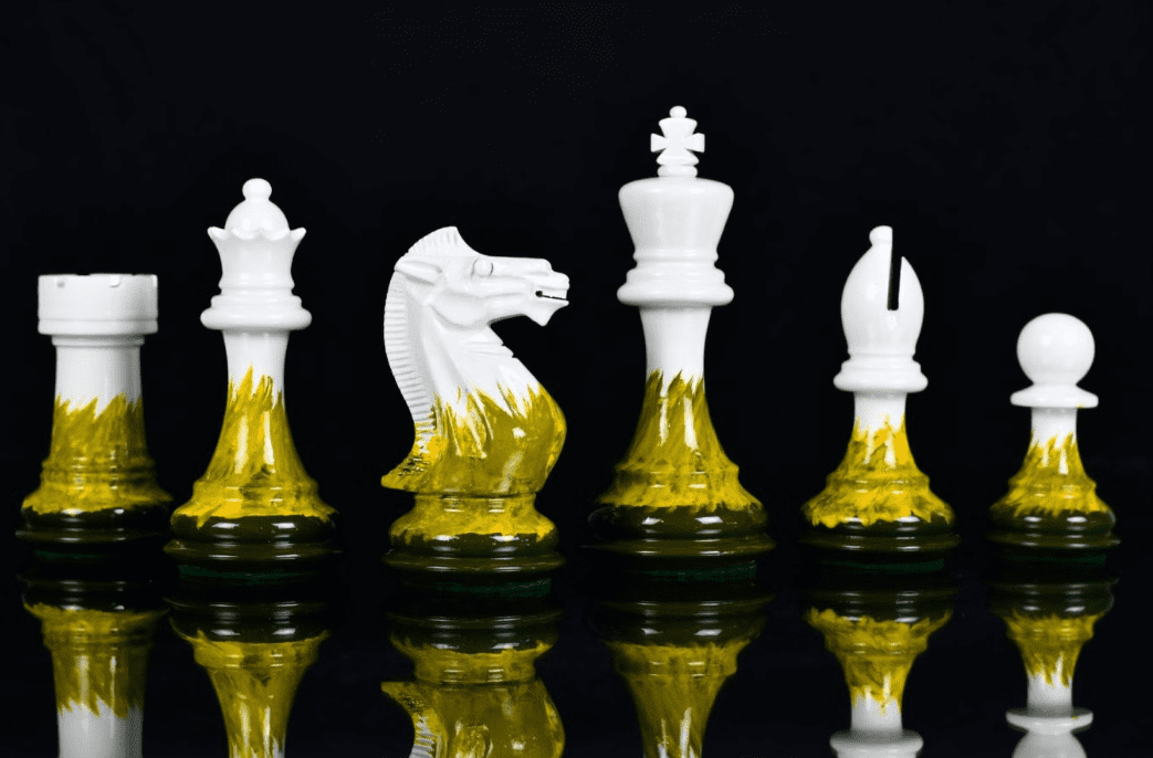 Flame & Frost Hand Painted Staunton Weighted Wooden Chess Pieces – 4.37″ King My Chess Sets