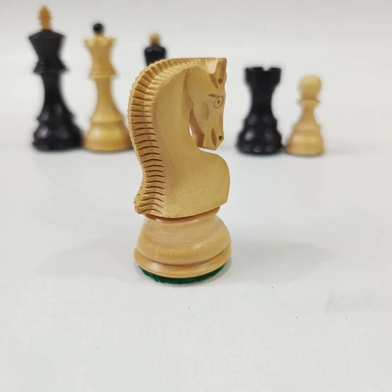 Russian Zagreb Luxury Chess Pieces Boxwood / Ebonized - 3.9 Inch King