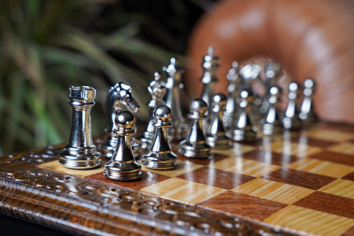Hand Carved Walnut Luxury Chess Set with Classic Metal Chess Pieces