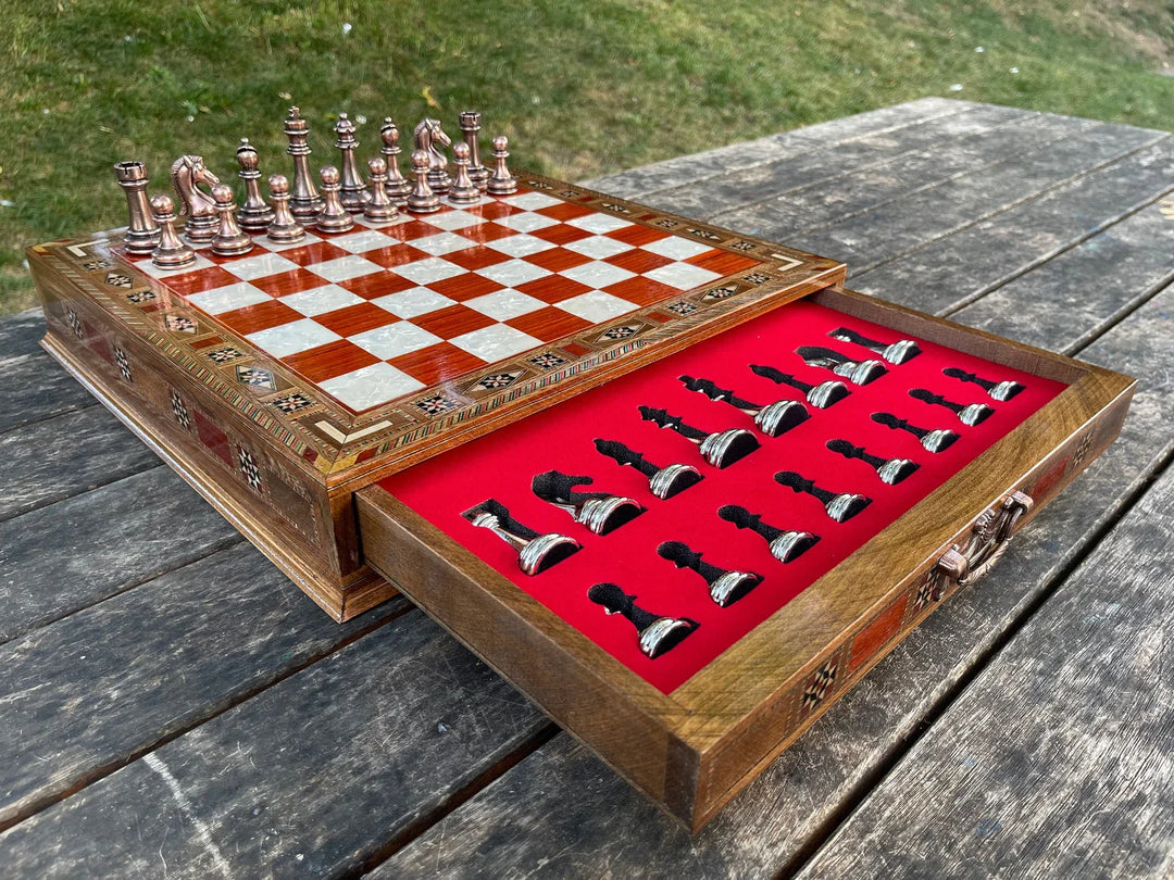 Handmade Luxury Chess Set (Storage & Personalization)My Chess Sets